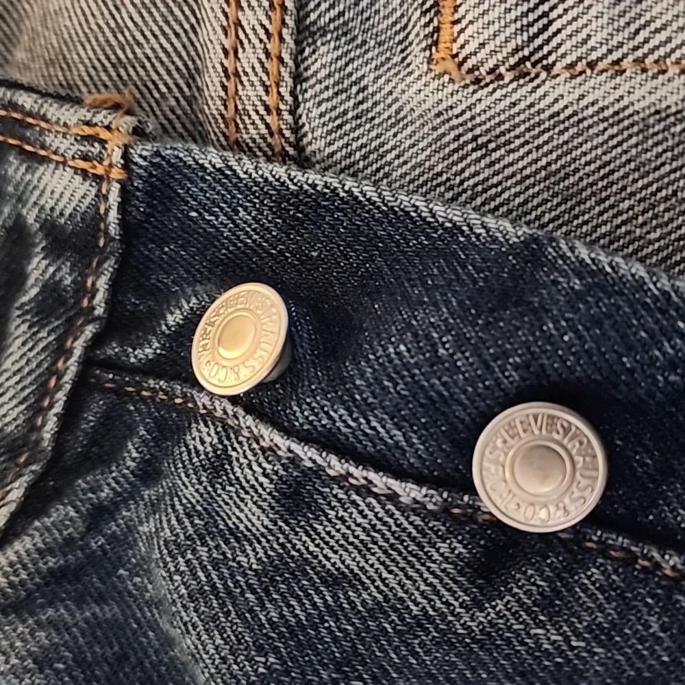 NWT! Levi's THE WEDGIE STRAIGHT  Indigo destructed vintage inspired denim - Picture 12 of 16